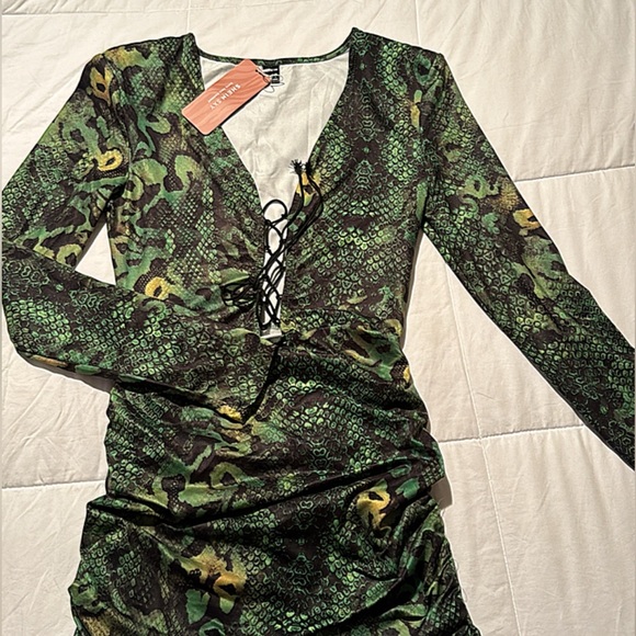 Women’s Maxi Dress - Size Medium - New with Tags - Picture 1 of 1